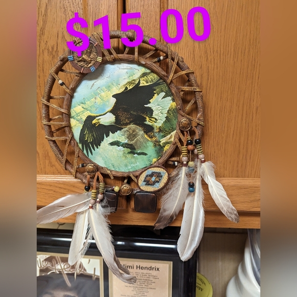DREAM CATCHERS - Picture 2 of 2